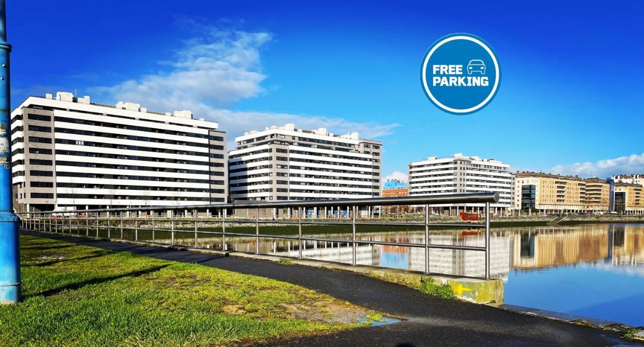 Gran Bilbao XI With Parking By Aston Rentals Barakaldo Esterno foto